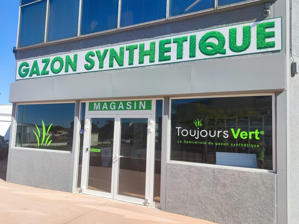 Toujours Vert 34 spécialiste en gazon synthétique