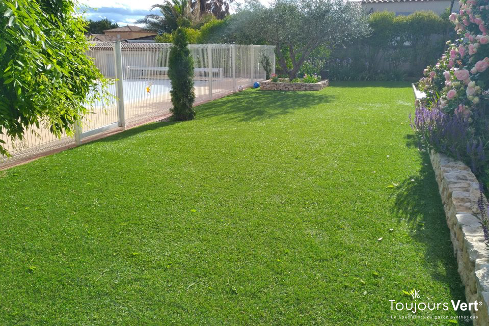 Jardin en gazon synthétique Charente Maritime