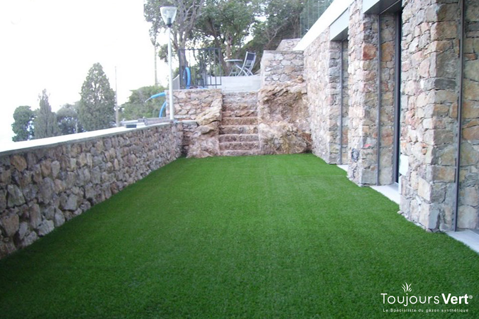 Terrasse perchée à Bessenay au pays des cerisiers,